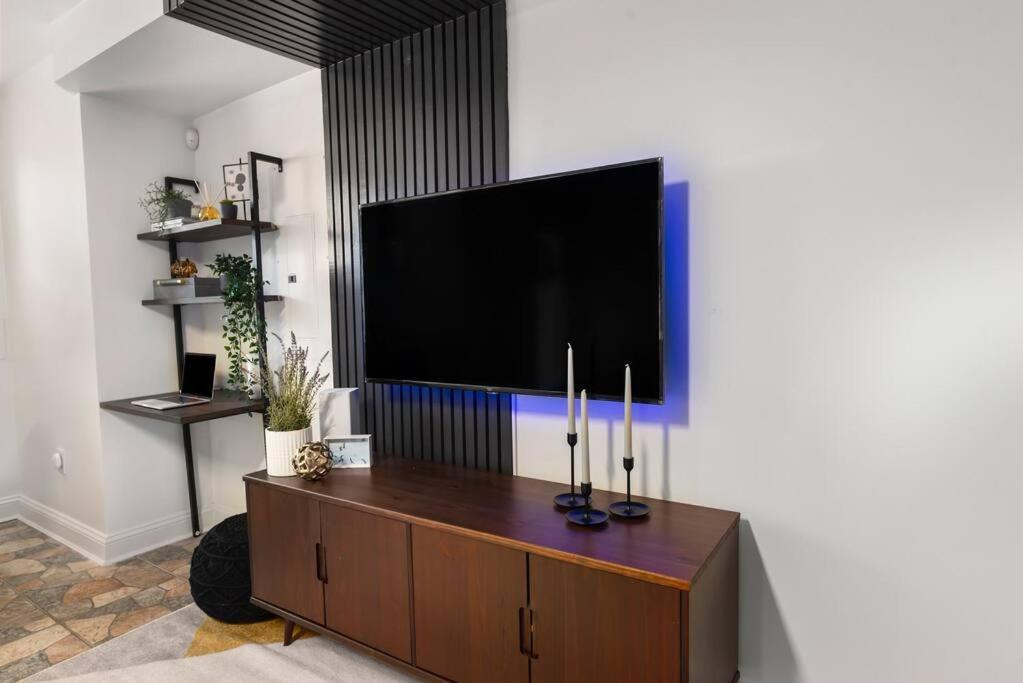 Upscale 2Br Apartment With Patio Washington Bagian luar foto