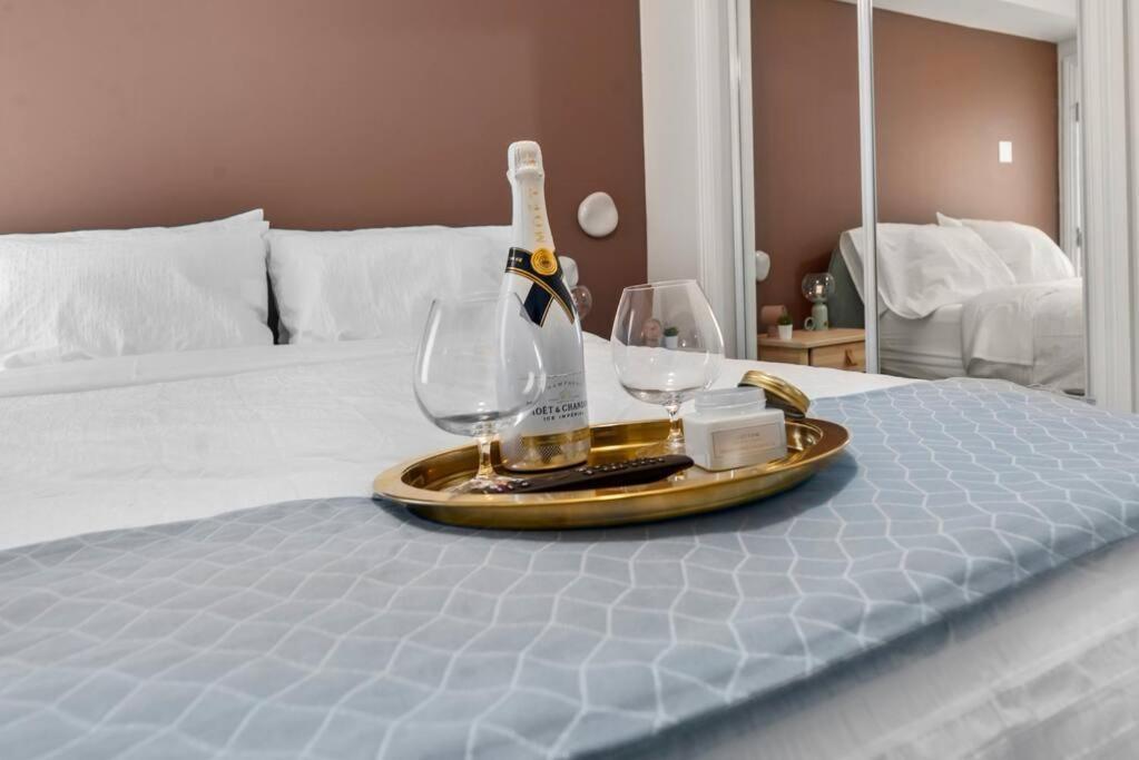 Upscale 2Br Apartment With Patio Washington Bagian luar foto